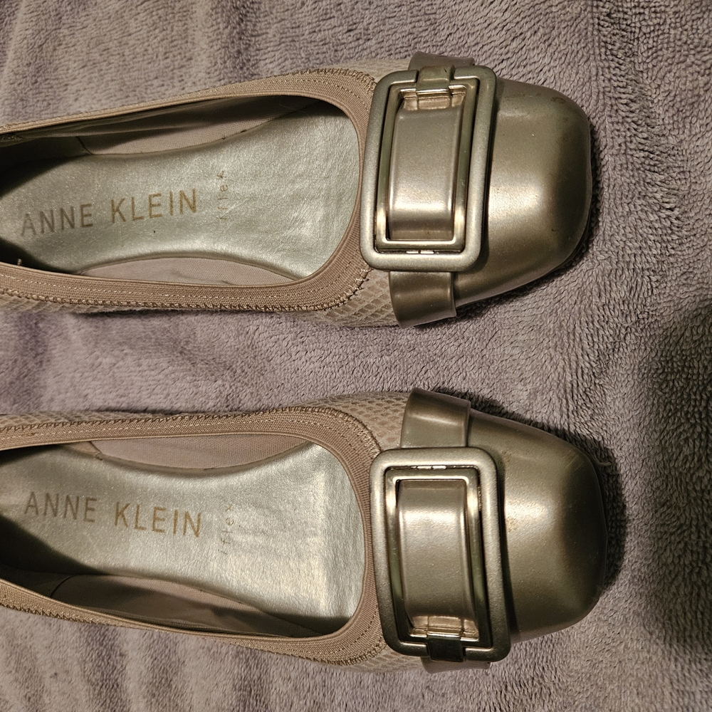 Anne Klein Women's Metallic Flats